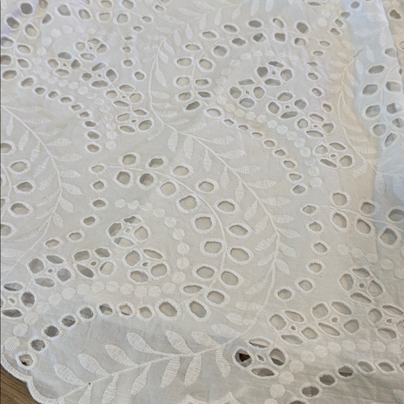 Lilly Pulitzer Aleena Elbow Sleeve Eyelet Top Sz S Preppy Ruffle White Beachy - Picture 4 of 7